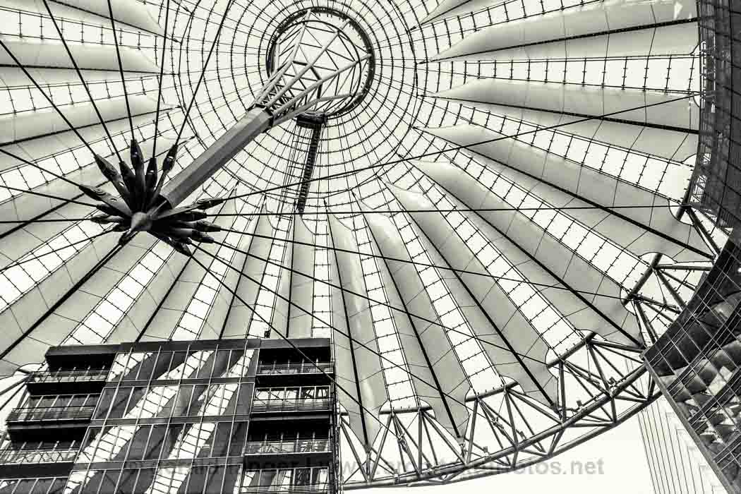 20110228-Berlin-Sony-Center-©-Gerald-Langer-15-CRW_7855