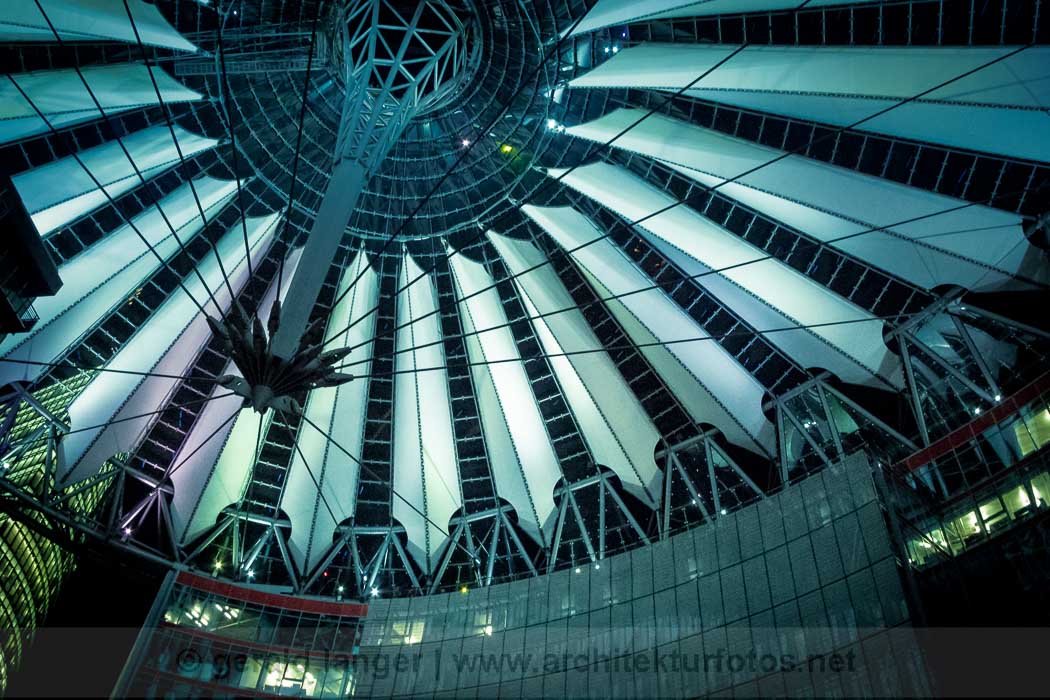 20110301-Berlin-Sony-Center-©-Gerald-Langer-45-IMG_0243