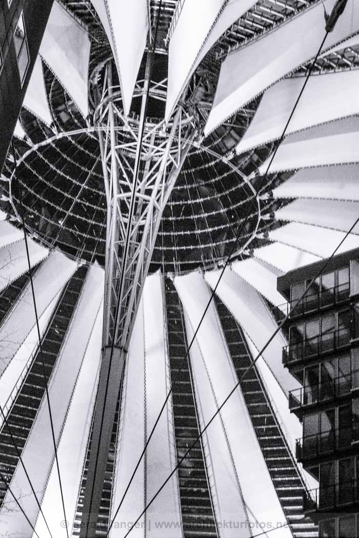 20110301-Berlin-Sony-Center-©-Gerald-Langer-55-IMG_0255